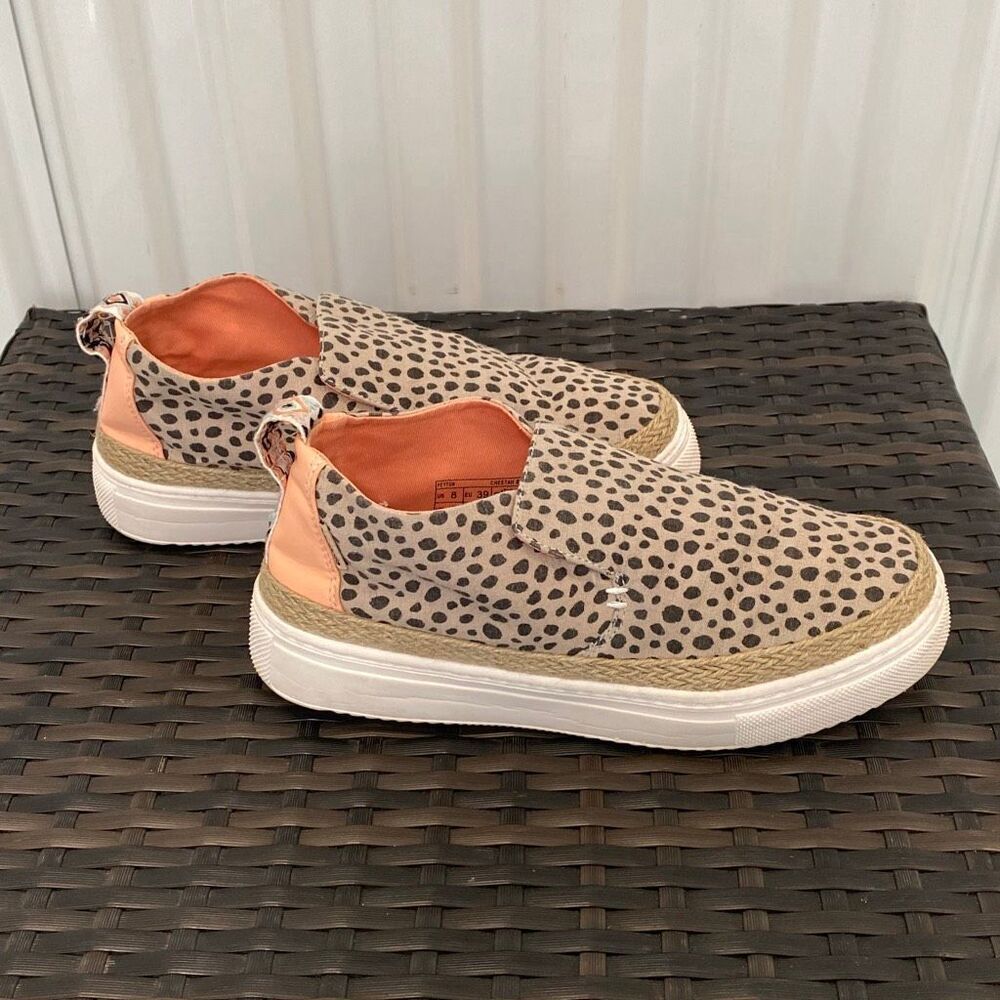 Hey Dudes Peyton slip on shoes women’s size 8